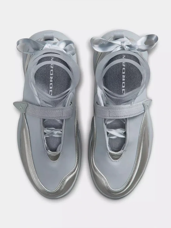 📎 NIKE POINTE MARY JANE DUST METALLIC SILVER 🩶 - Picture 3 of 4
